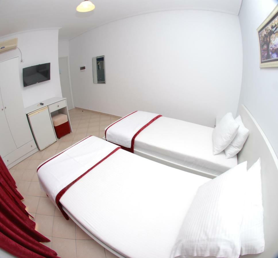 Hotel Ms Sarande Exterior photo