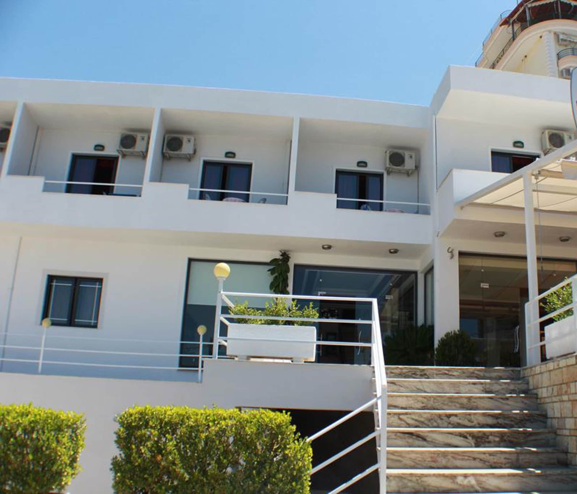 Hotel Ms Sarande Exterior photo